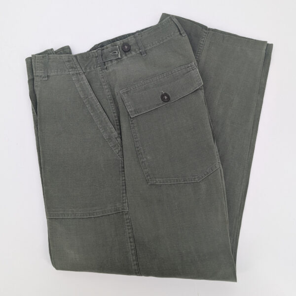 Early Vietnam OG-107 US Army Fatigue Suit - Image 4