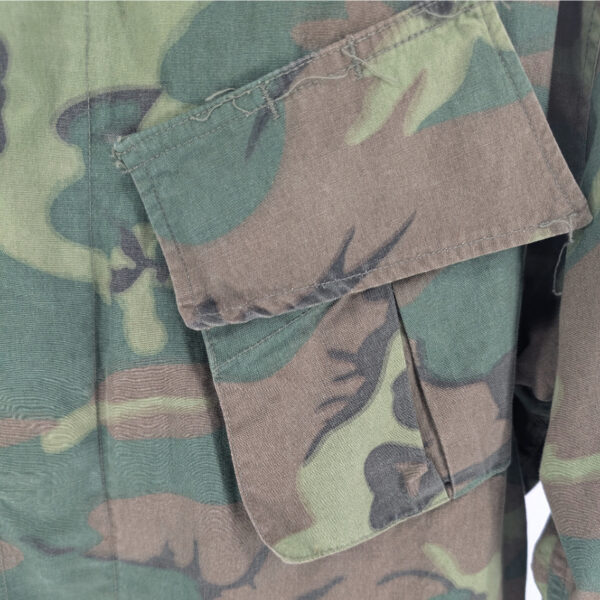 Nice Erdl Camo Lime Green Wind Resistant Poplin Jungle Jacket in Size Large Regular - Image 4