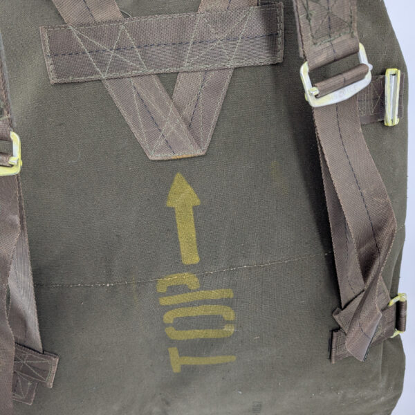 Vietnam Airborne Weapons and Equipment Drop Case Unissued Condition - Image 4
