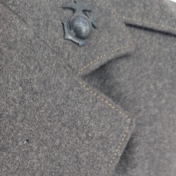 WWII USMC Dress Uniform with Trousers Fleet Marine Force Pacific Artillery - Named - Image 8