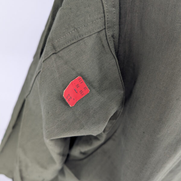 Mint Unissued WWII Second Style US HBT Jacket with Cutter Tags Size 38 - Image 3