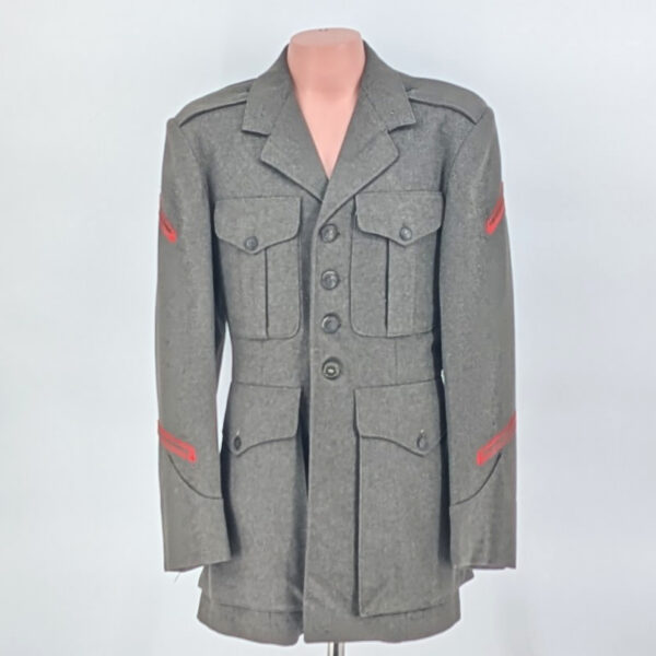 Mint WWII USMC Dress Tunic